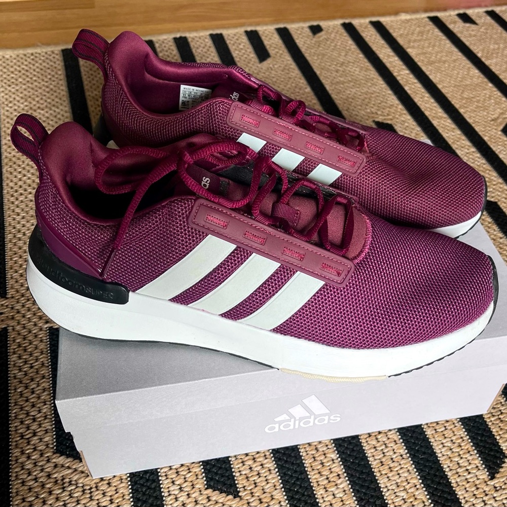 Adidas men’s size 11 Racer TR21 shoes